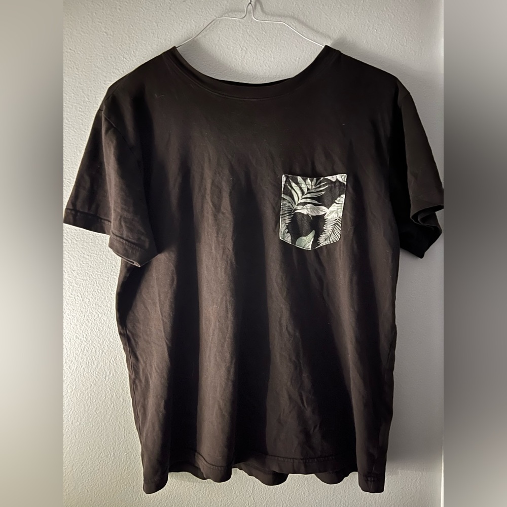 Thrifted pocket t-shirt